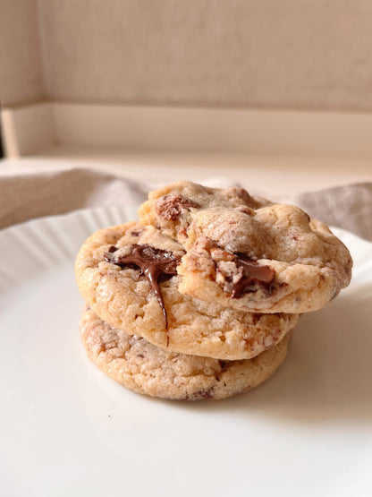 COOKIES CHOCOLATE, NUECES PECANAS Y PRALINÉ