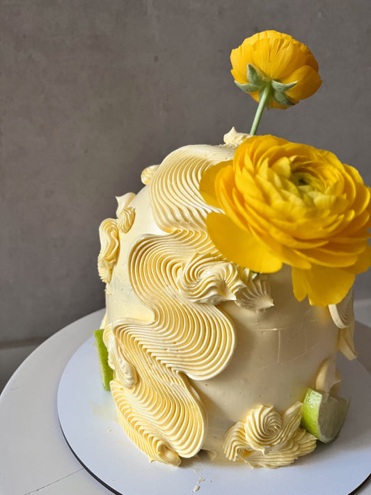 DOME CAKE CON FLORES